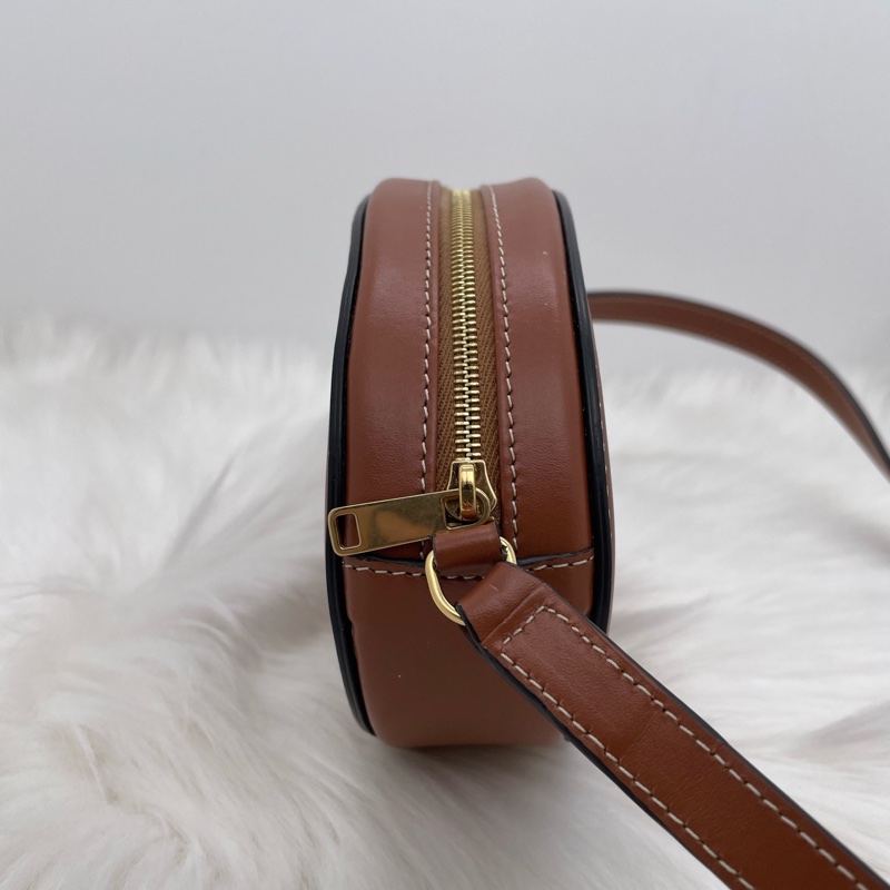 99新賽琳/Celine 焦糖小號月餅包 尺寸:16✖️4✖️12cm-2