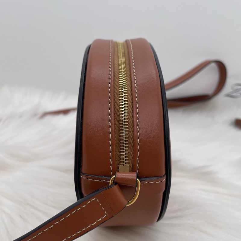 99新賽琳/Celine 焦糖小號月餅包 尺寸:16✖️4✖️12cm-4