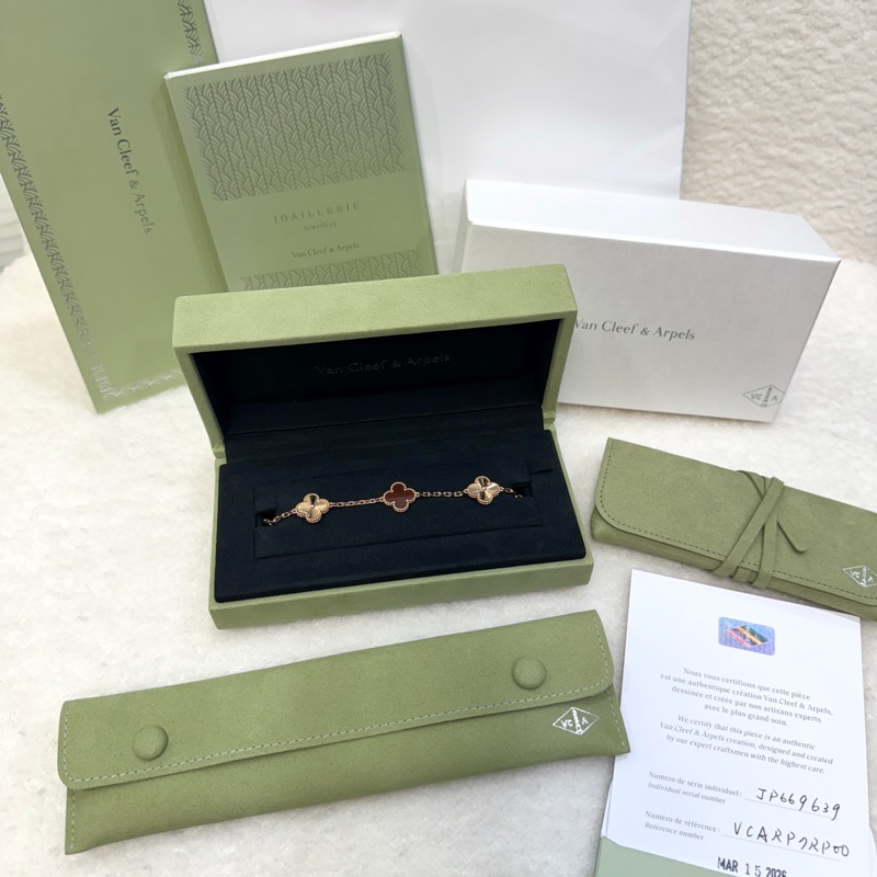 Van Cleef & Arpels 梵克雅寶 VCA 紅玉髓 璣鏤雕花 18K玫瑰金 Vintage Alhambra 四葉草五花手鍊 VCARP7RP00-2