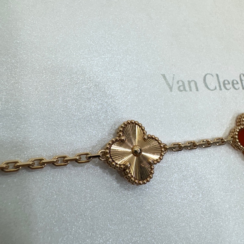 Van Cleef & Arpels 梵克雅寶 VCA 紅玉髓 璣鏤雕花 18K玫瑰金 Vintage Alhambra 四葉草五花手鍊 VCARP7RP00-6