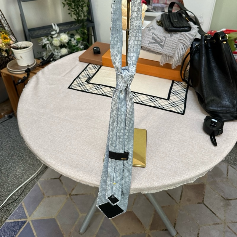 FENDI 淺藍色領帶-7