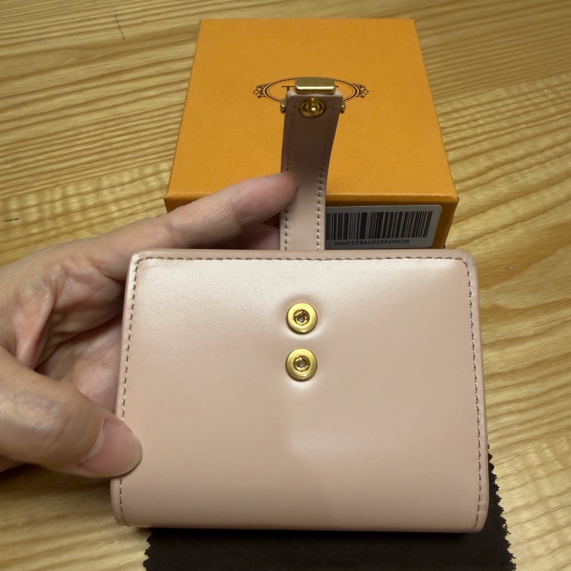Tod’s 粉紅短夾-7