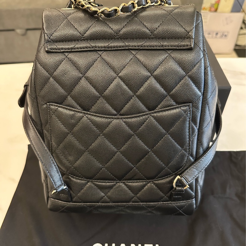 Chanel 薩爾茨堡雙肩後背包 黑金荔枝皮-1