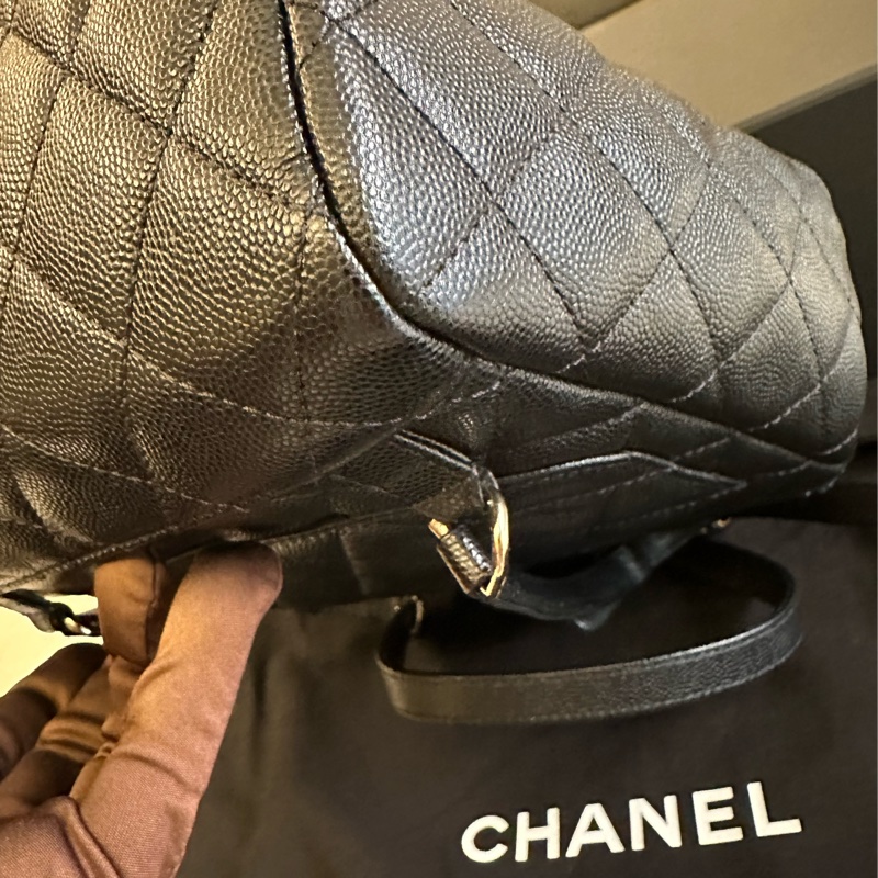 Chanel 薩爾茨堡雙肩後背包 黑金荔枝皮-6