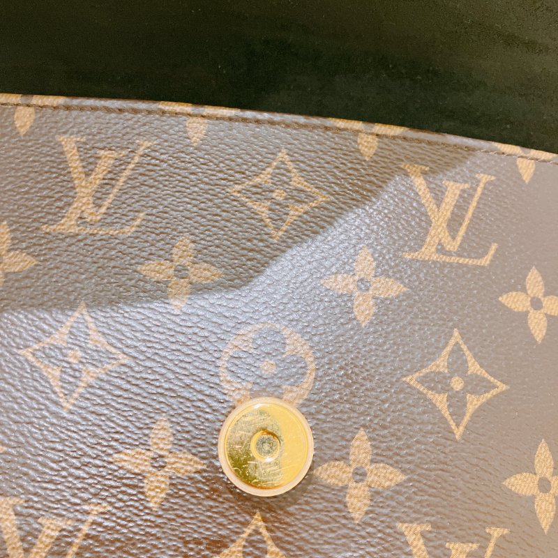 TK1961 Louis Vuitton 路易威登小號鎖頭肩帶包包 Locky BB Bag-18