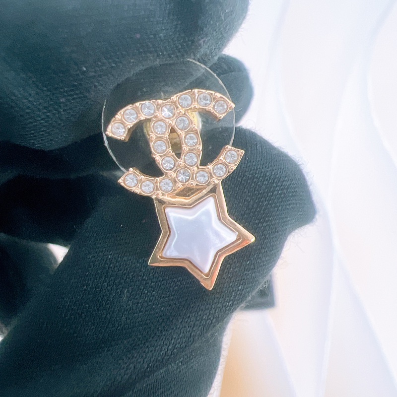 Chanel 24c 雙C白色星星耳環-2