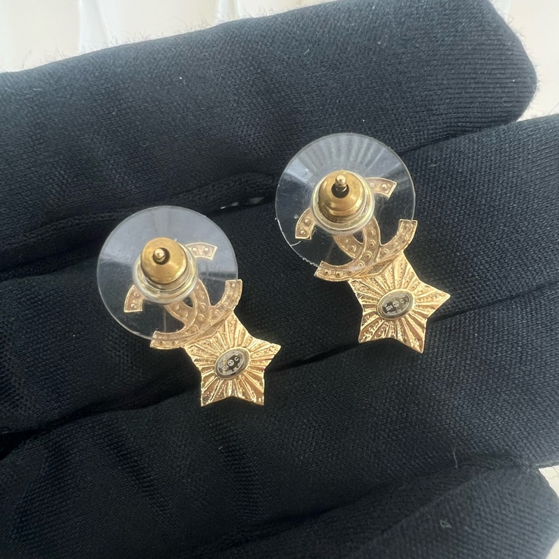 Chanel 24c 雙C白色星星耳環-3