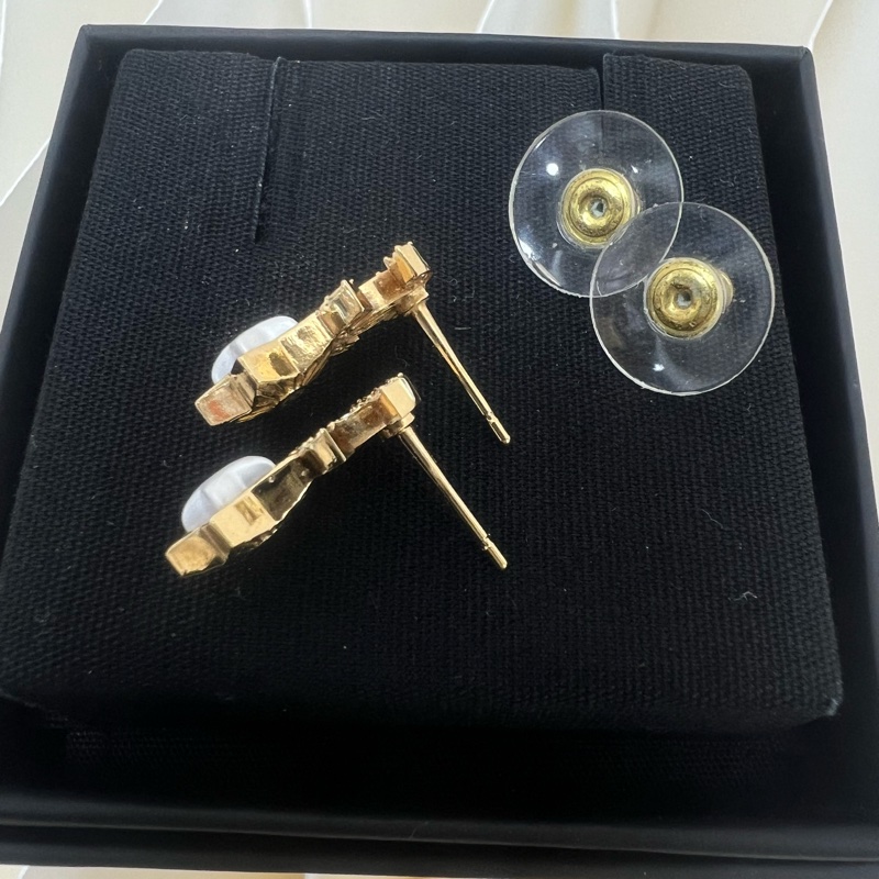 Chanel 24c 雙C白色星星耳環-5