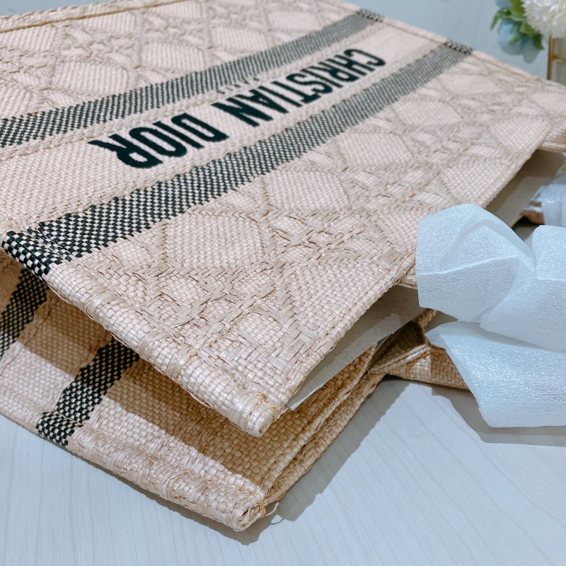 TK1962 Christian Dior 迪奧中號手拿包包Medium Book Tote Bag Canvas Natural Gold-7