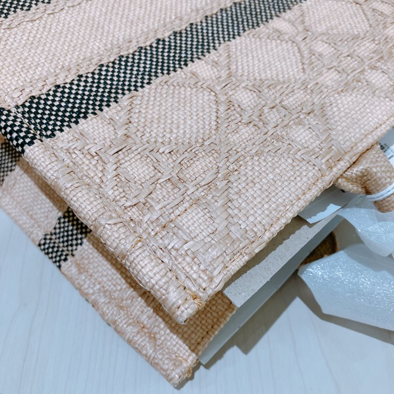 TK1962 Christian Dior 迪奧中號手拿包包Medium Book Tote Bag Canvas Natural Gold-12