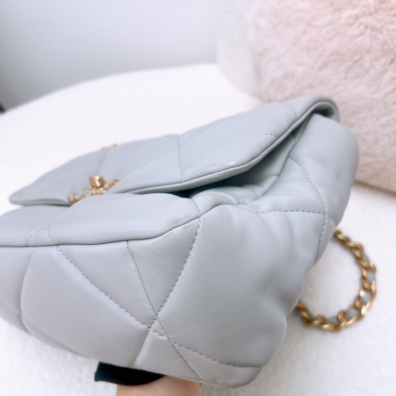 Chanel 19 淺灰色大號翻蓋包-4