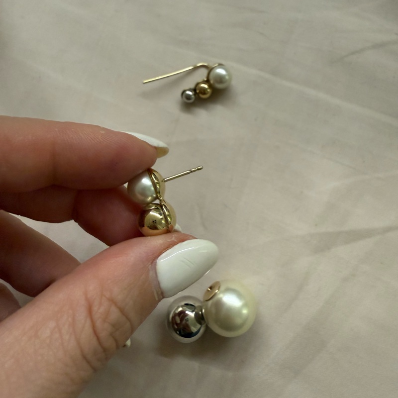 DIOR迪奧不規則水鑽垂墜式耳針式耳環-2