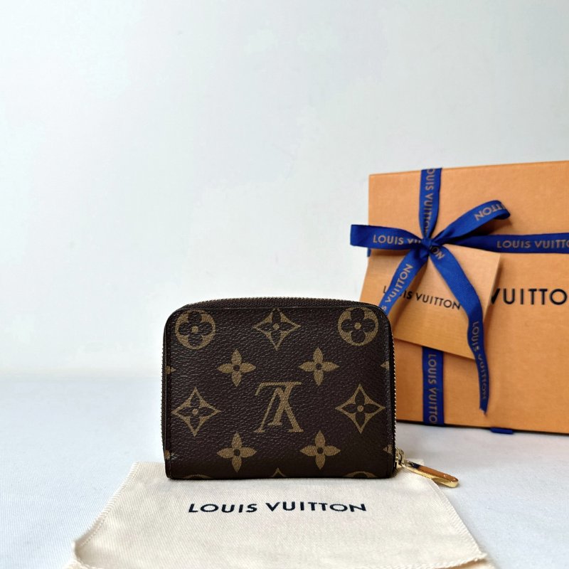 LV 老花ㄇ字拉鏈零錢包-1