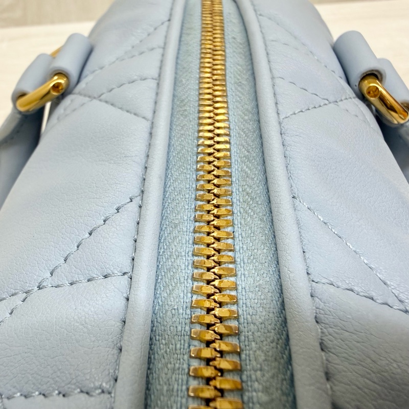 DIOR🩵雲藍色羊皮GROOVE保齡球包M1364UBOL-17