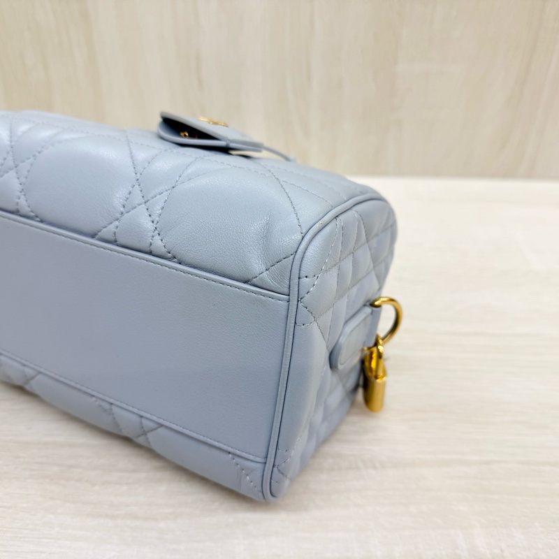 DIOR🩵雲藍色羊皮GROOVE保齡球包M1364UBOL-21