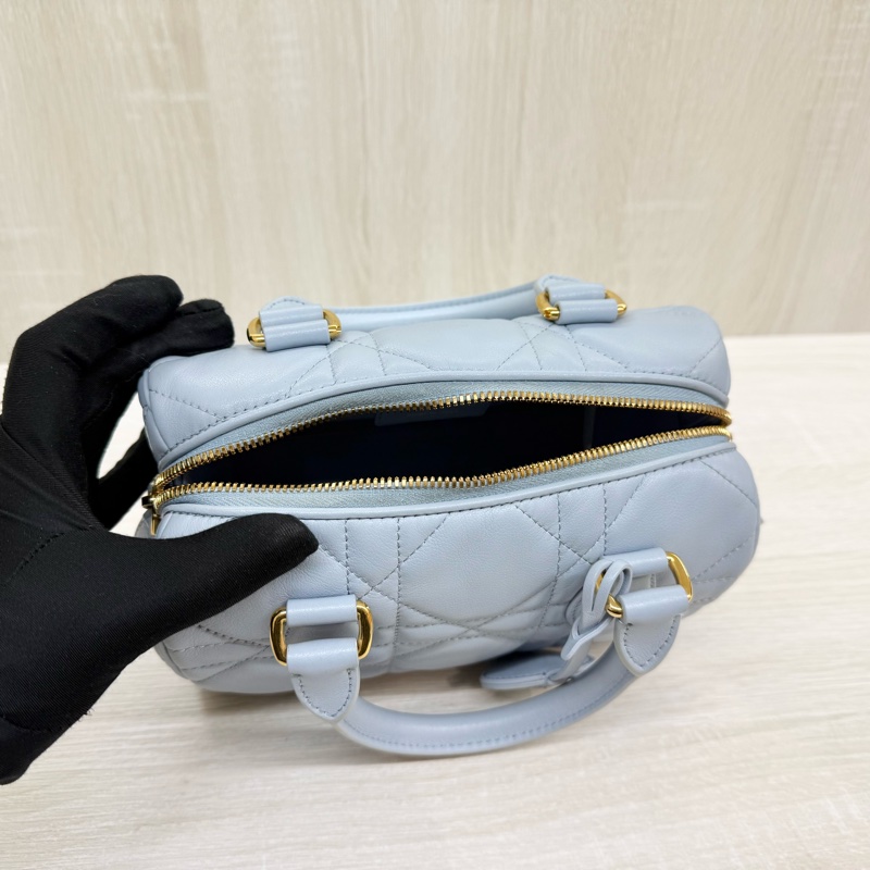 DIOR🩵雲藍色羊皮GROOVE保齡球包M1364UBOL-23