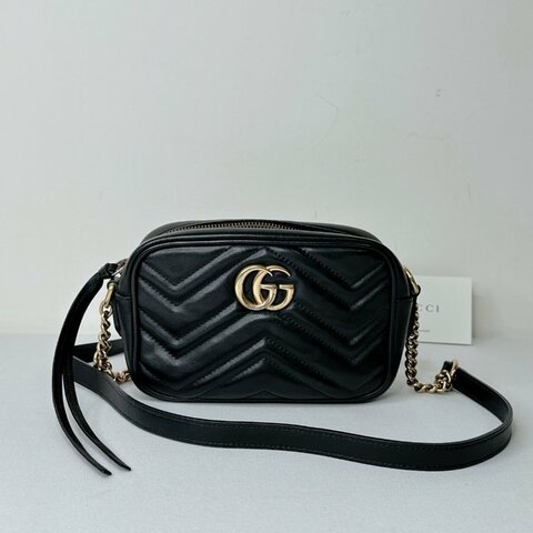 GUCCI 黑金Marmont Mini相機包