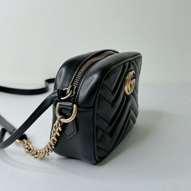 GUCCI 黑金Marmont Mini相機包-3