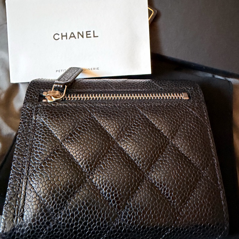 CHANEL 法國製黑銀魚子醬3折短夾-3