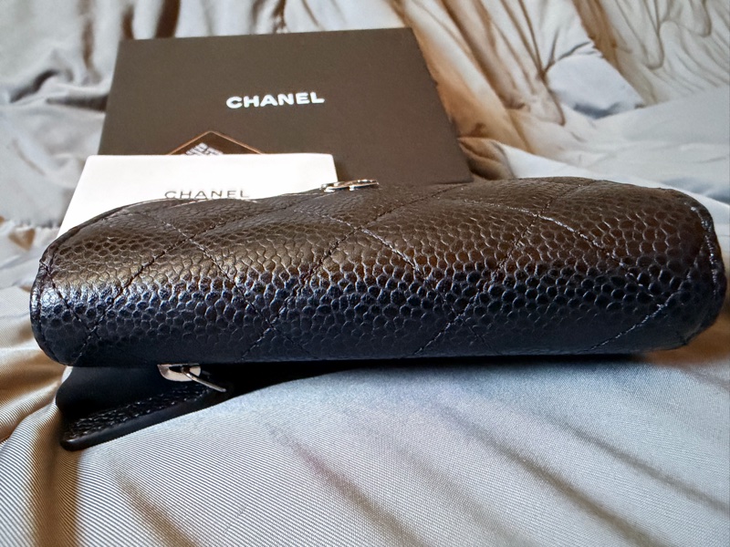 CHANEL 法國製黑銀魚子醬3折短夾-10