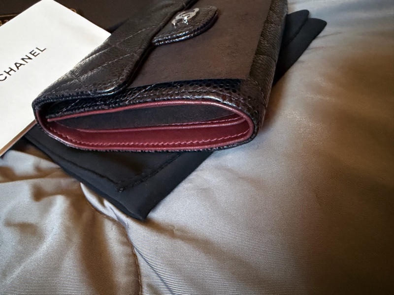 CHANEL 法國製黑銀魚子醬3折短夾-14