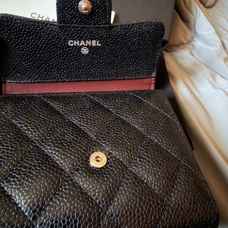 CHANEL 法國製黑銀魚子醬3折短夾-21