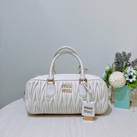 TK1966 Miu Miu 經典皮紋兩用包包 Arcadie Matelassé Nappa Regular Leather Bag