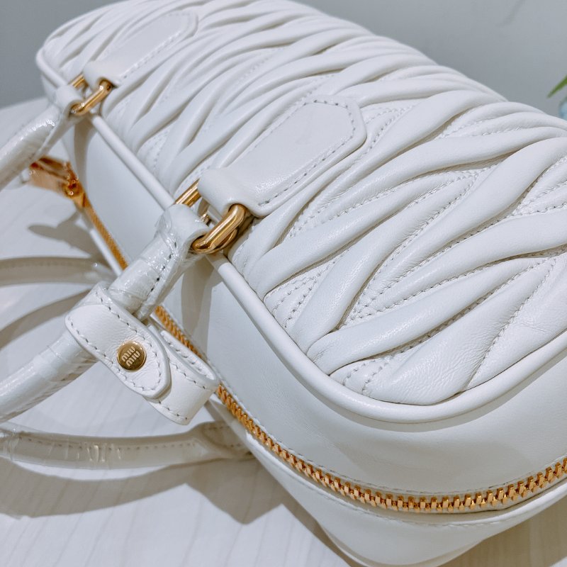 TK1966 Miu Miu 經典皮紋兩用包包 Arcadie Matelassé Nappa Regular Leather Bag-13