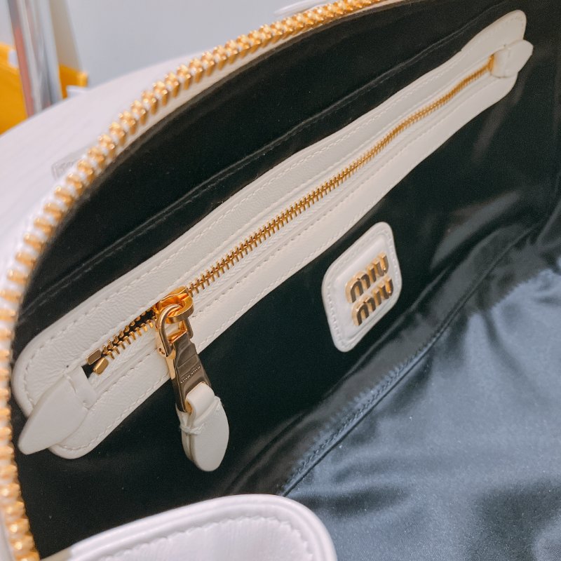 TK1966 Miu Miu 經典皮紋兩用包包 Arcadie Matelassé Nappa Regular Leather Bag-23