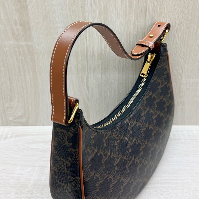 CELINE🤎老花AVA腋下包-10