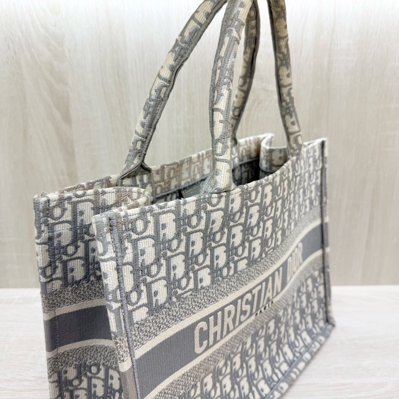 DIOR🤍灰色刺繡緹花布中號BOOK TOTE托特包M1296ZRIW-5