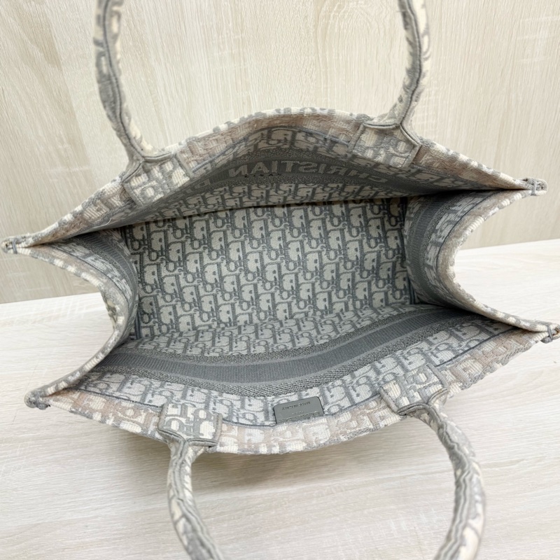 DIOR🤍灰色刺繡緹花布中號BOOK TOTE托特包M1296ZRIW-7