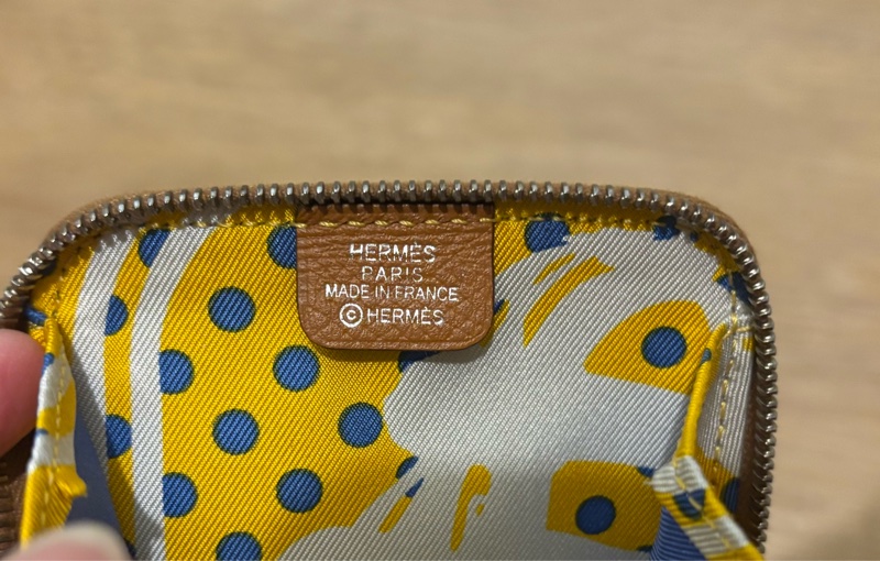 HERMES 金棕Silk in零錢包-15