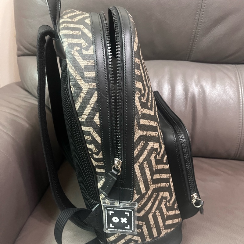 Gucci後背包 附原廠防塵 近新-3