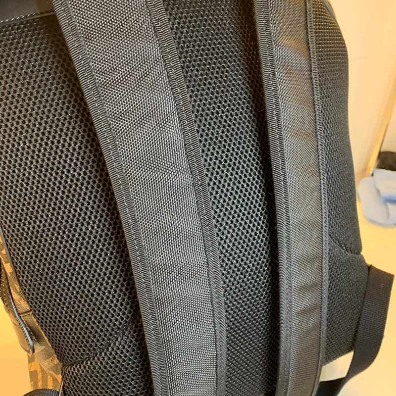 Gucci後背包 附原廠防塵 近新-8