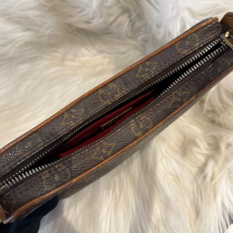 LV 老花碗豆包-3