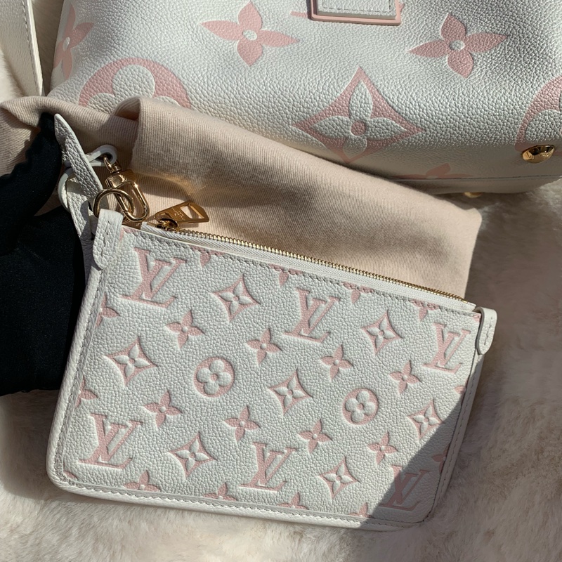 LV CARRY ALL 米白拼粉紅 XC335-9