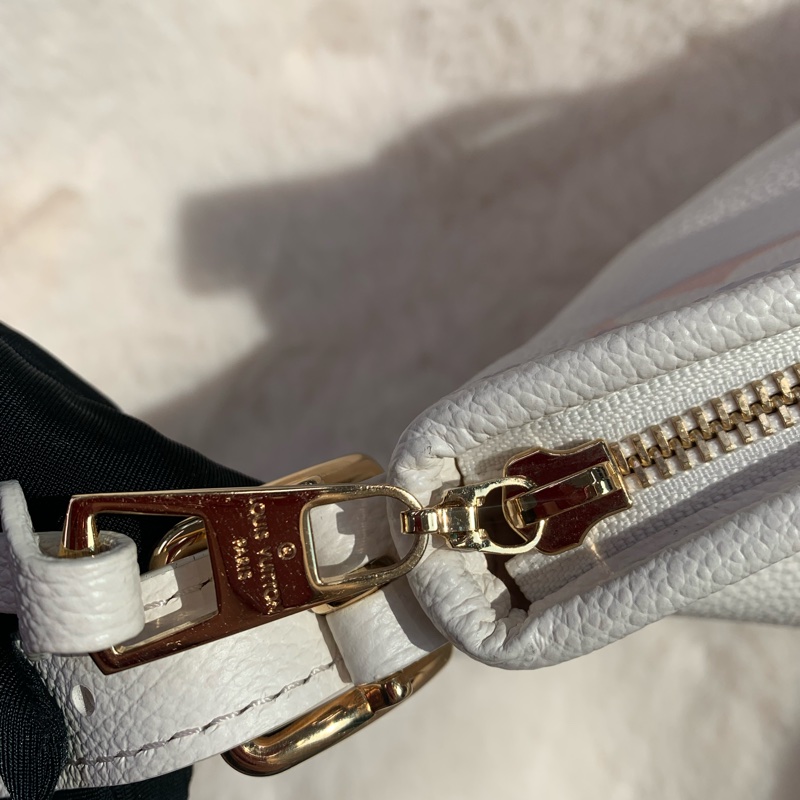 LV CARRY ALL 米白拼粉紅 XC335-10