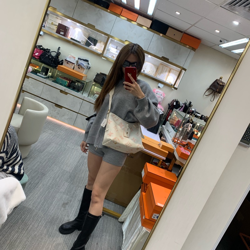 LV CARRY ALL 米白拼粉紅 XC335-13