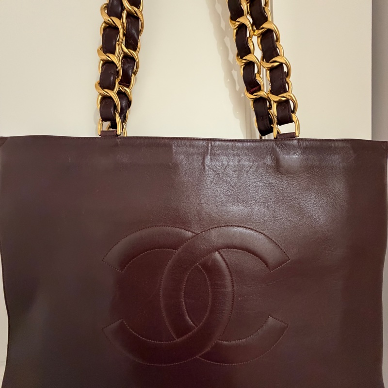 【Vintage 】CHANEL 香奈兒 氣質酒紅 粗金鏈壓紋雙 C 托特包 - 收藏級復古氣場-1