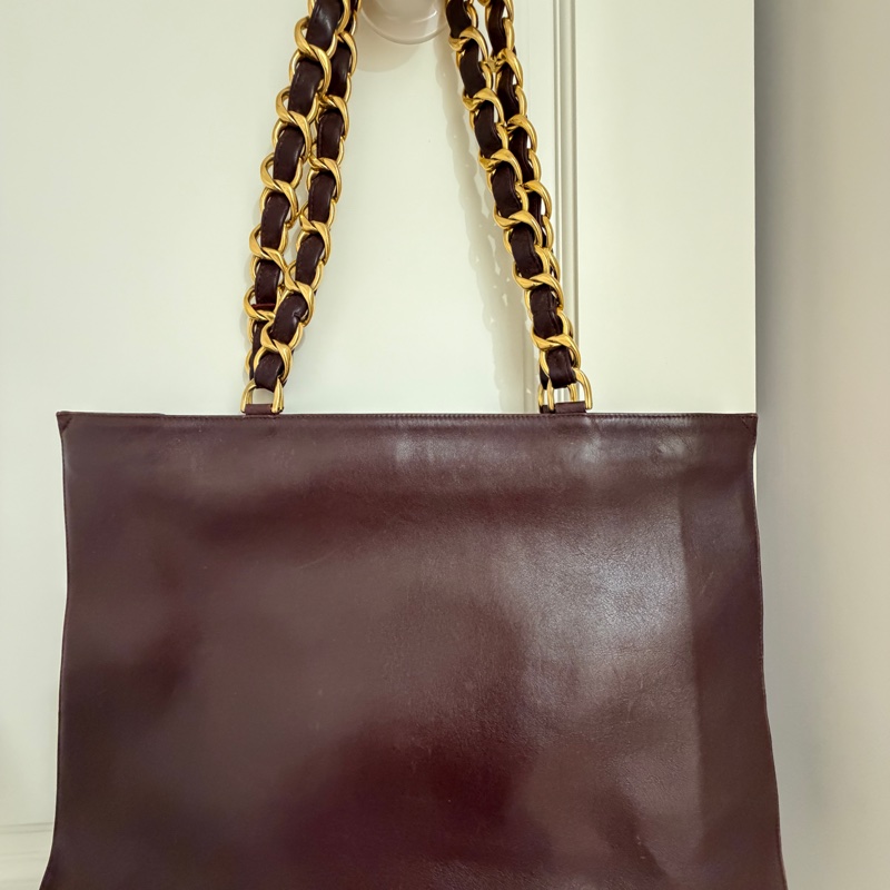 【Vintage 】CHANEL 香奈兒 氣質酒紅 粗金鏈壓紋雙 C 托特包 - 收藏級復古氣場-6