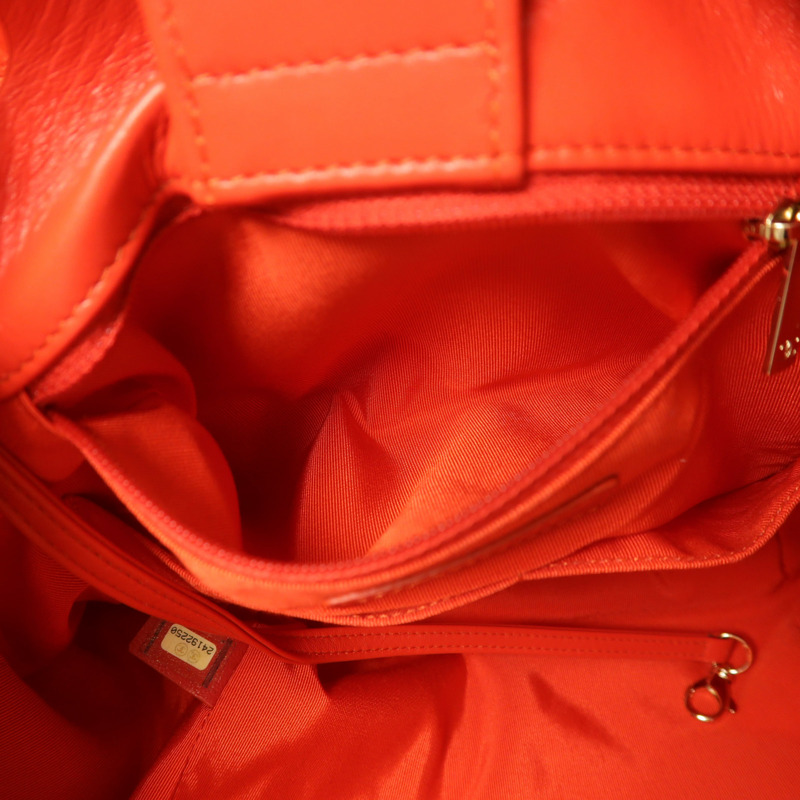 CHANEL 羊皮皮革Chain Shoulder金扣肩背袋-5