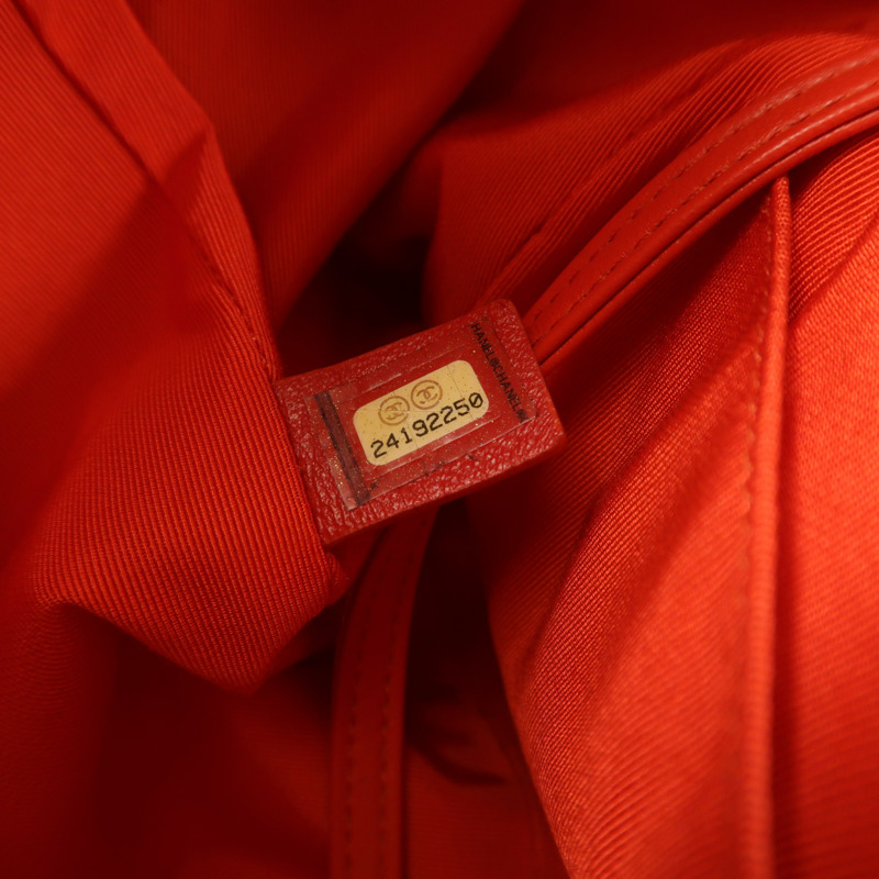 CHANEL 羊皮皮革Chain Shoulder金扣肩背袋-7