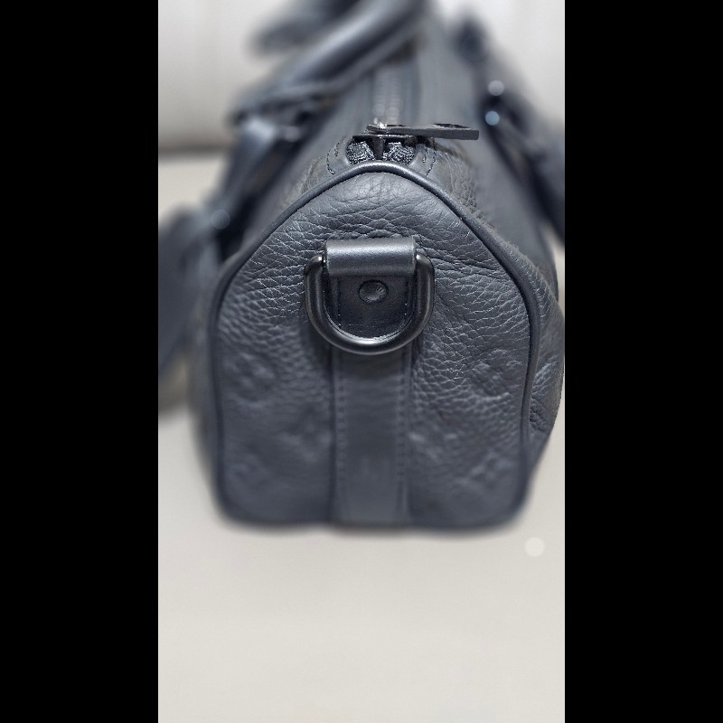 Louis Vuiton keepall25 （M20900） 波士頓包全皮壓紋款（男女可用）-3