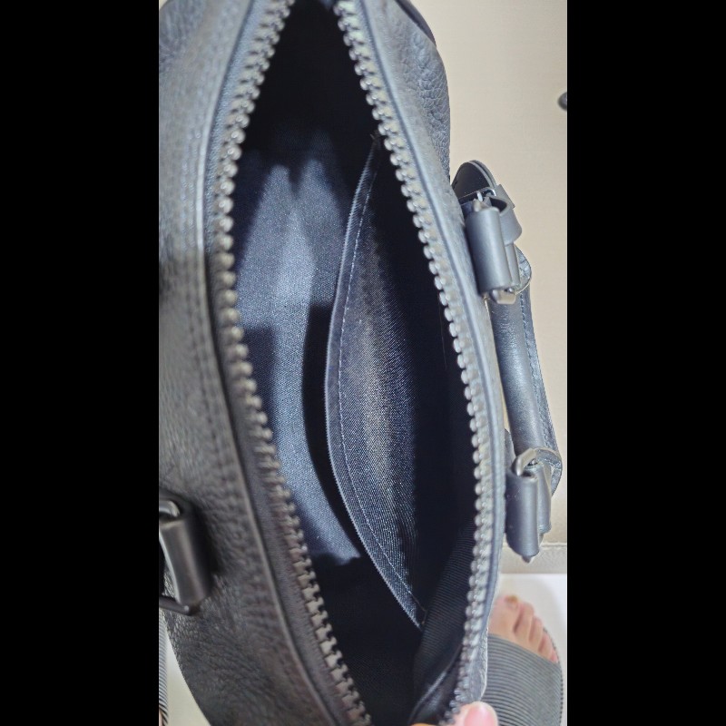 Louis Vuiton keepall25 （M20900） 波士頓包全皮壓紋款（男女可用）-16