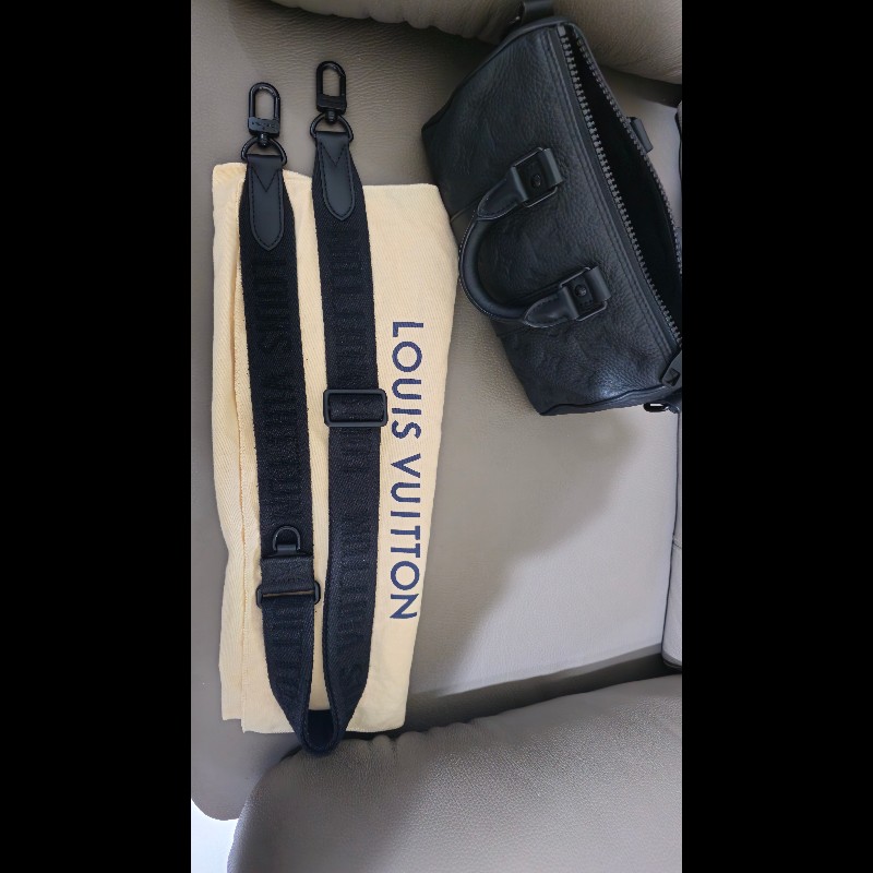 Louis Vuiton keepall25 （M20900） 波士頓包全皮壓紋款（男女可用）-25