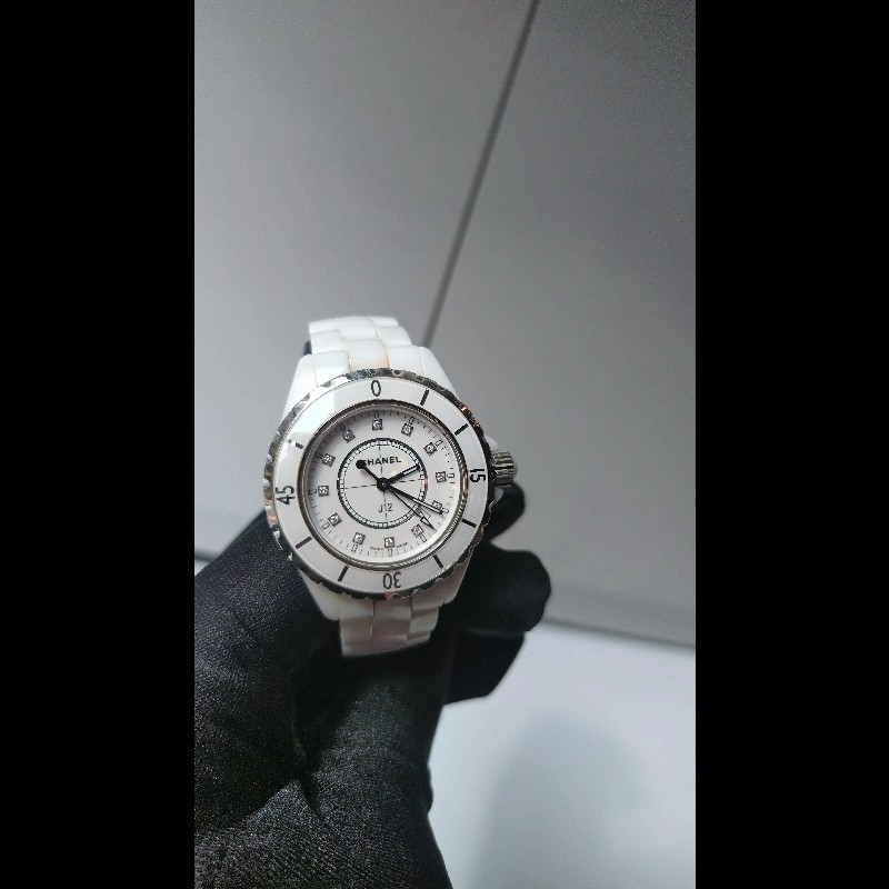 Chanel 白陶12點鑽J12 33mm-1