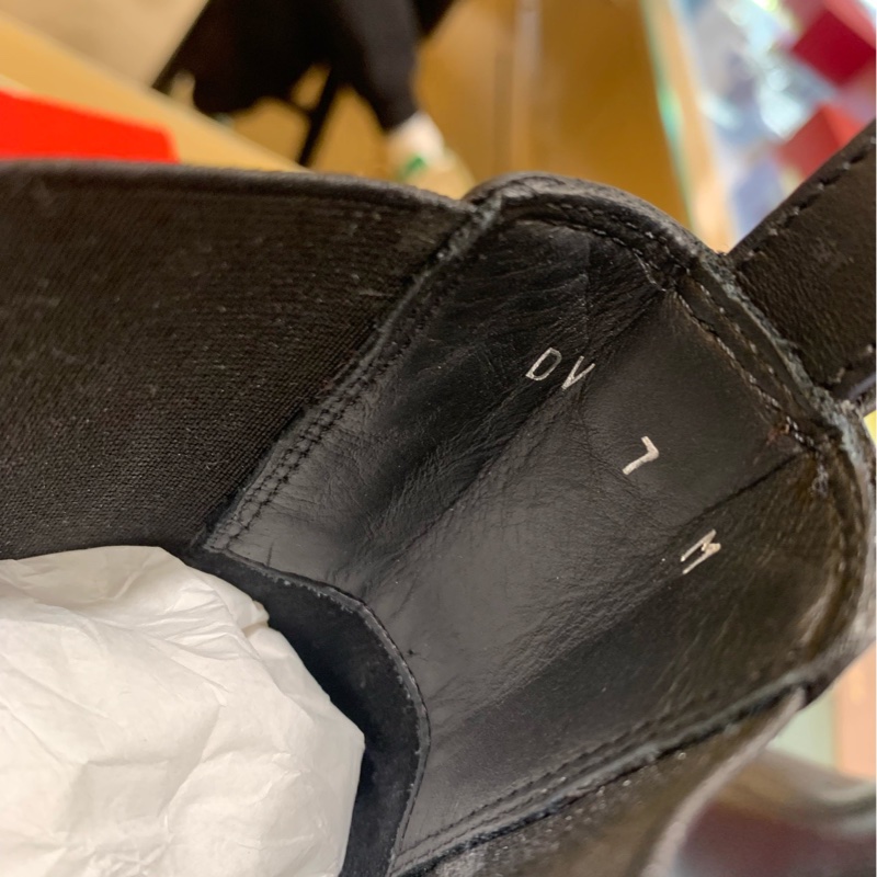 99.9新 拉格慕/Salvatore Ferragamo 短靴 尺碼37.5附件:盒-4