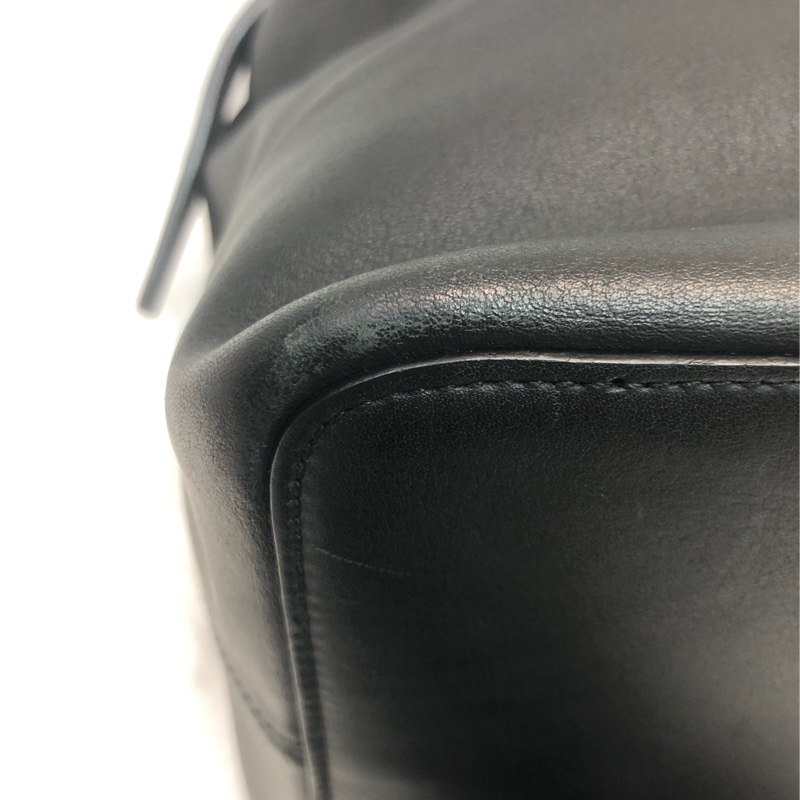 Loewe 黑色全皮手挽袋 XC332-17