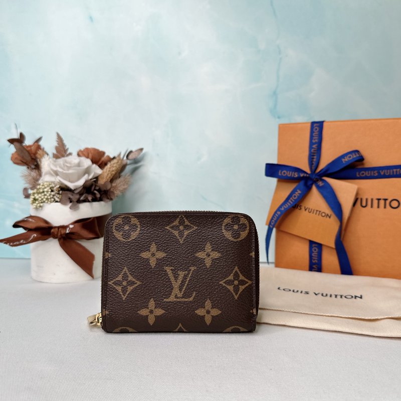 LV 老花拉鏈零錢包-0